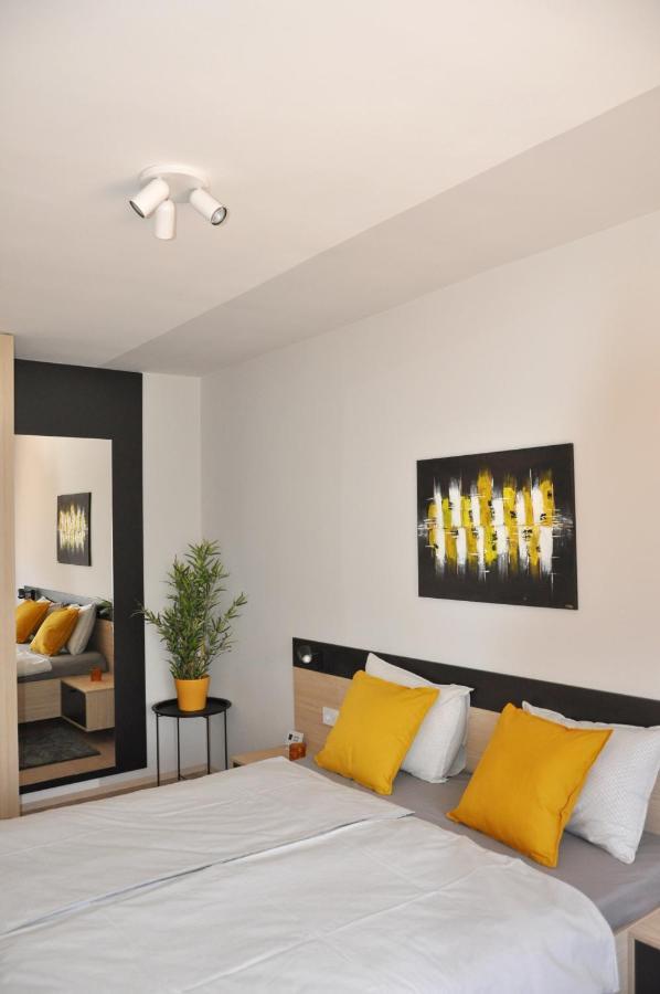 Maxim Apartments Harkány Exteriör bild